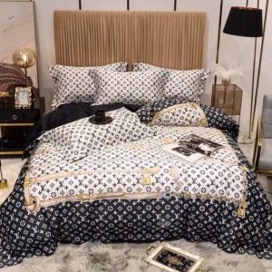 Louis Vuitton Logo Brand Bedding Set Bedspread Bedroom Home Decor Luxury