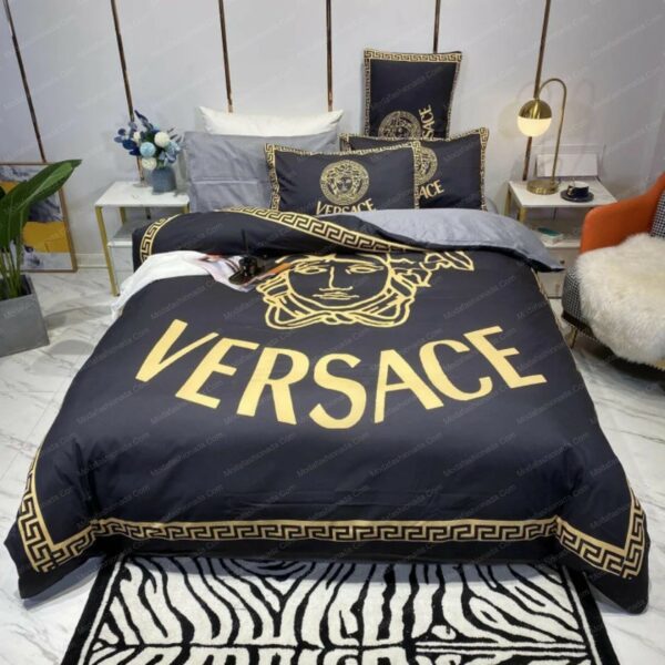 Versace Logo Brand Bedding Set Bedroom Bedspread Luxury Home Decor