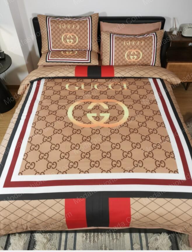 Gucci Logo Brand Bedding Set Luxury Home Decor Bedroom Bedspread