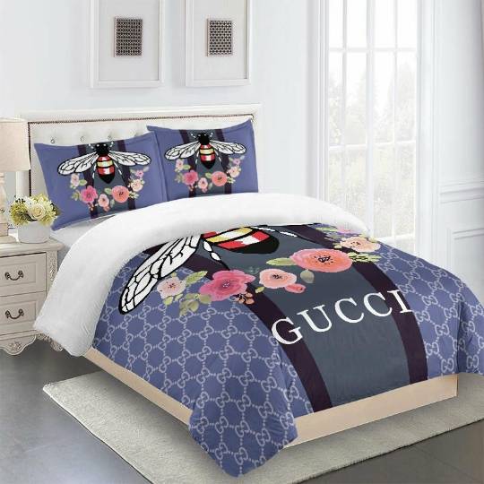 Gucci Blue And Flowers Fly Logo Brand Bedding Set Luxury Bedspread Bedroom Home Decor