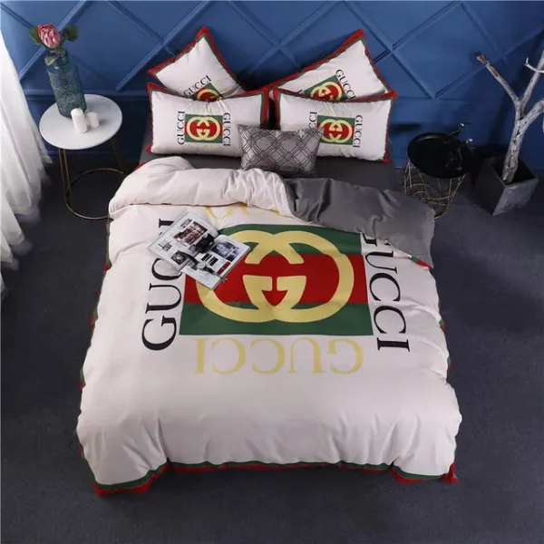 Gucci Square White Logo Brand Bedding Set Home Decor Bedroom Bedspread Luxury