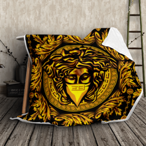 Gianni Versace Golden Logo Fleece Blanket Fashion Brand Home Decor Luxury