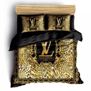 Louis Vuitton Logo Brand Bedding Set Home Decor Luxury Bedspread Bedroom