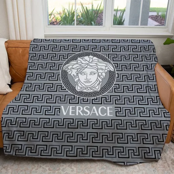 Versace Medusa Grey Fleece Blanket Home Decor Fashion Brand Luxury