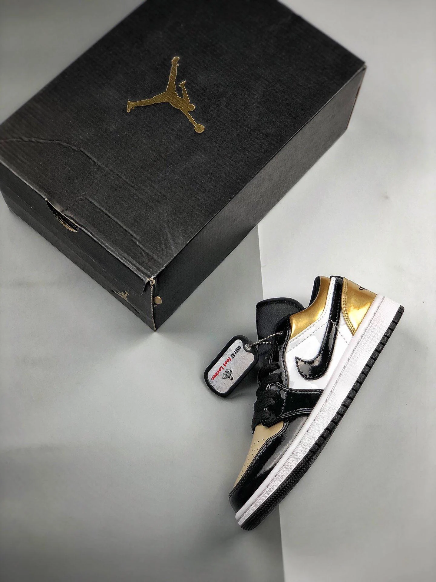 Air Jordan 1 Low Gold Toe CQ9447-700 On Sale