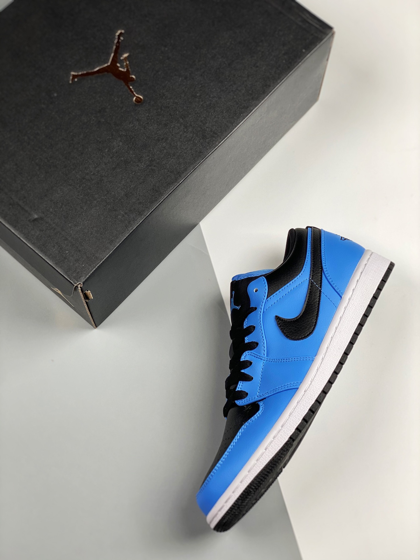 Air Jordan 1 Low University Blue Black-White For Sale