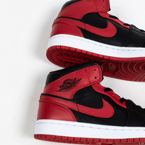 Air Jordan 1 Mid Bred 554724-074 On Sale