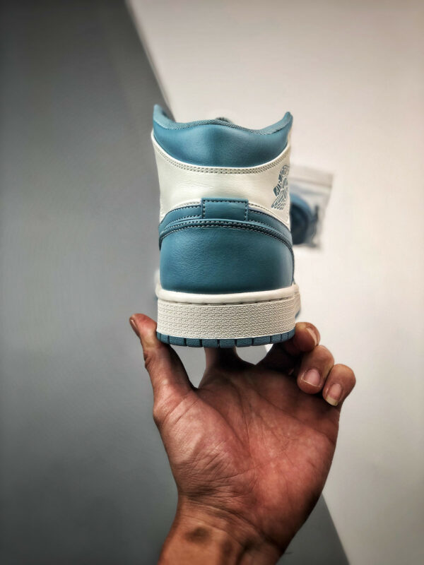 Air Jordan 1 Mid UNC White Powder Blue BQ6472-141 For Sale