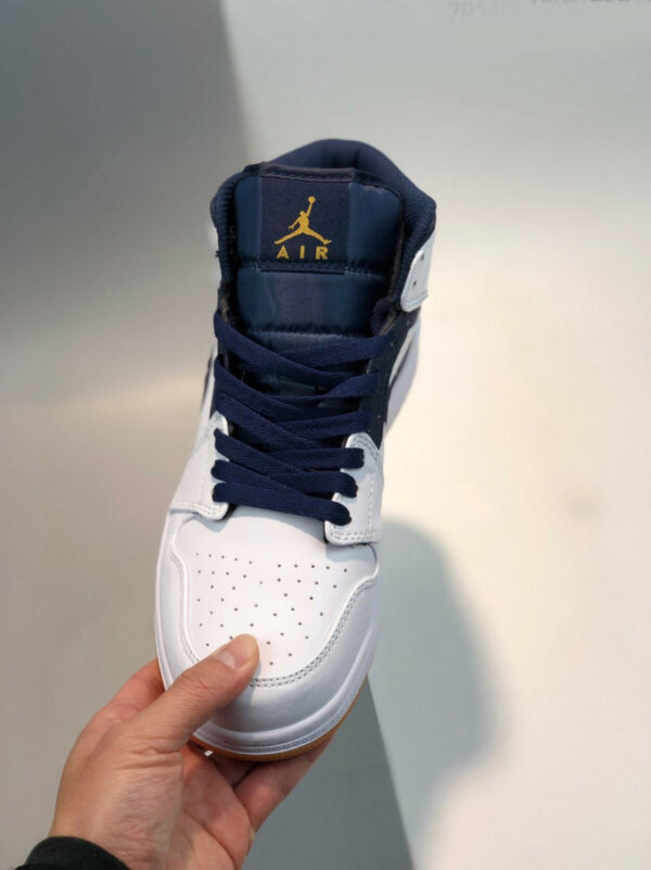 Air Jordan 1 Mid Jeter Sail Bronze-College Navy On Sale