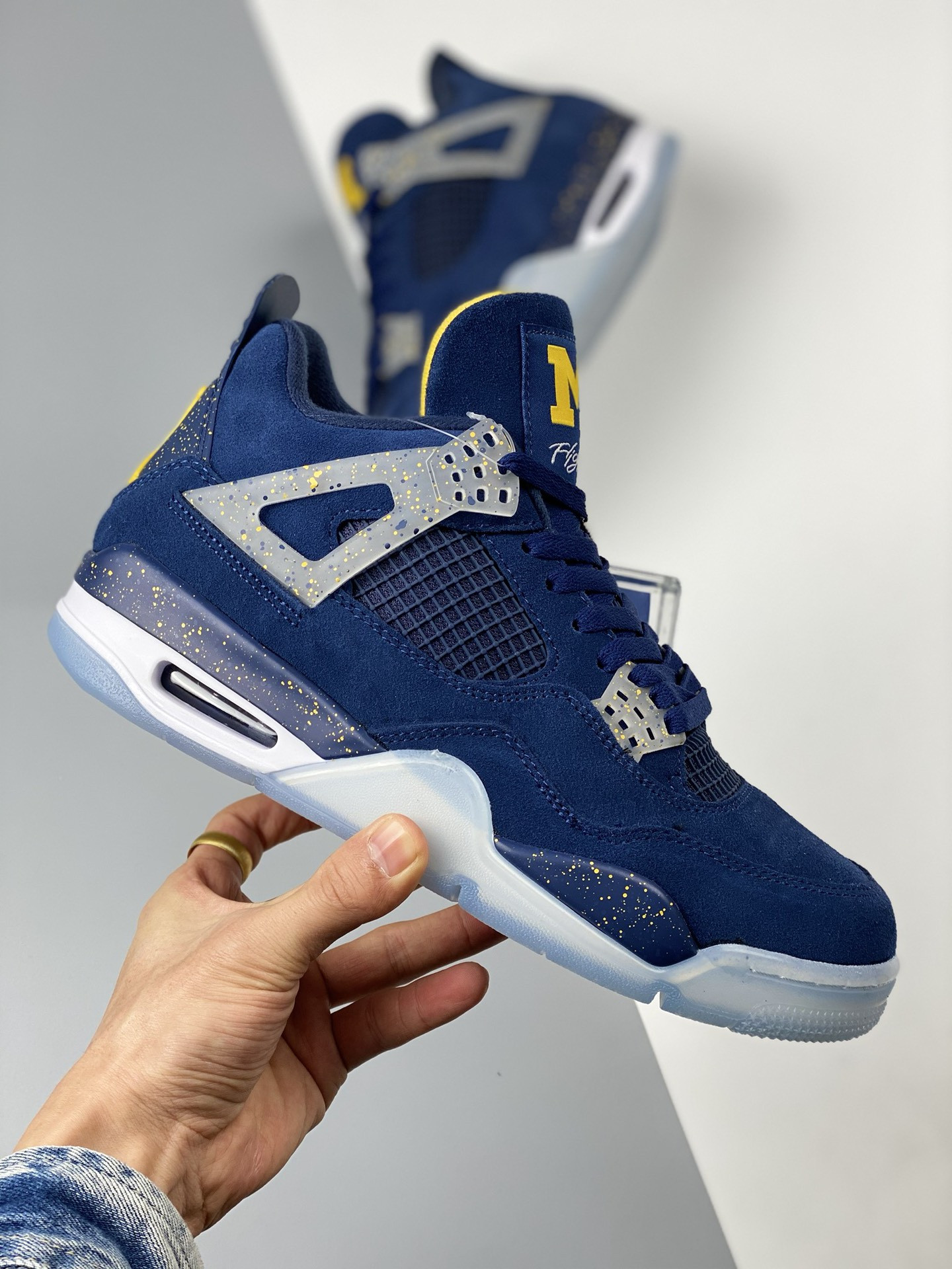 Air Jordan 4 Michigan Wolverines PE For Sale