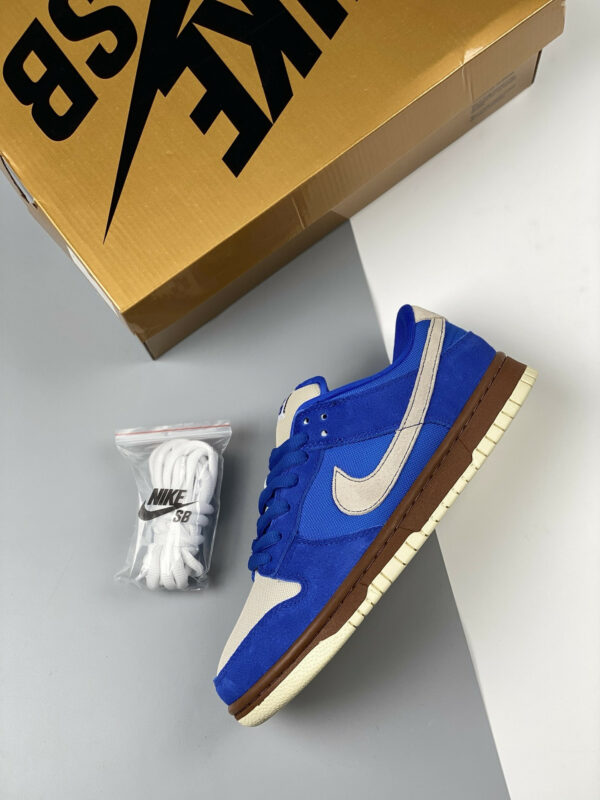 Nike Dunk Low Varsity Royal Mettalic Vegas Gold 304292-472 For Sale