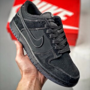 Nike SB Dunk Low Pro Blackout For Sale