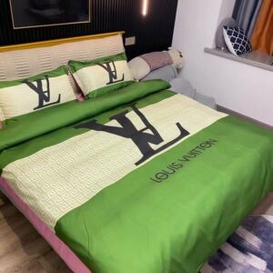 Louis Vuittongoldth.Com Logo Brand Bedding Set Bedroom Home Decor Luxury Bedspread