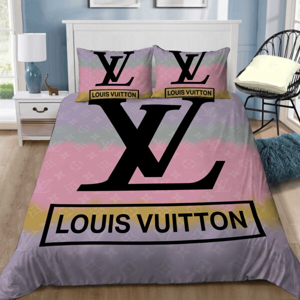 Louis Vuitton Logo Brand Bedding Set Home Decor Luxury Bedspread Bedroom