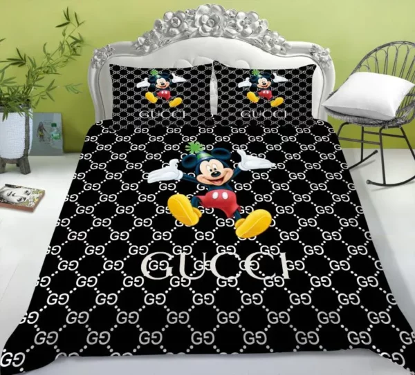 Gucci Mickey Black Logo Brand Bedding Set Luxury Home Decor Bedspread Bedroom