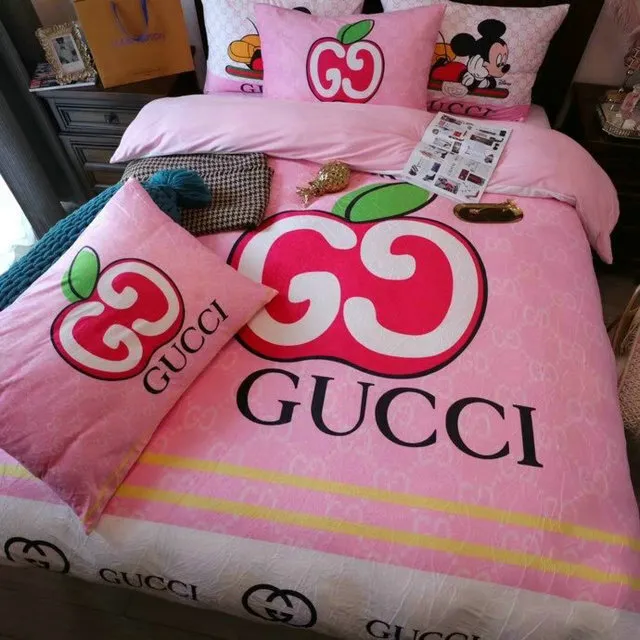 Gucci Apple Mickey Mouse Logo Brand Bedding Set Bedroom Bedspread Home Decor Luxury