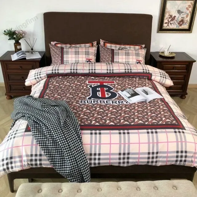 Burberry Logo Brand Bedding Set Home Decor Bedroom Luxury Bedspread