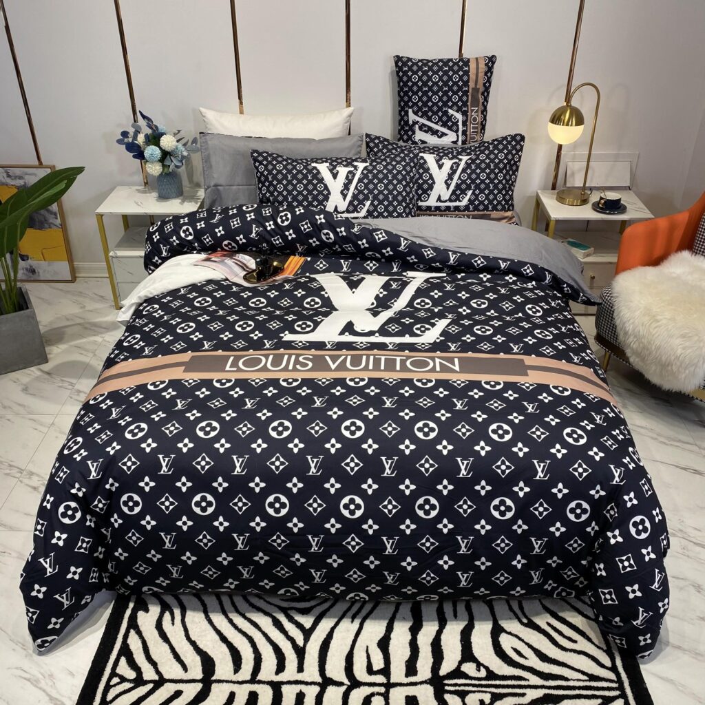 Louis Vuitton Monogram Louis Vuitton Logo Brand Bedding Set Bedroom Bedspread Luxury Home Decor