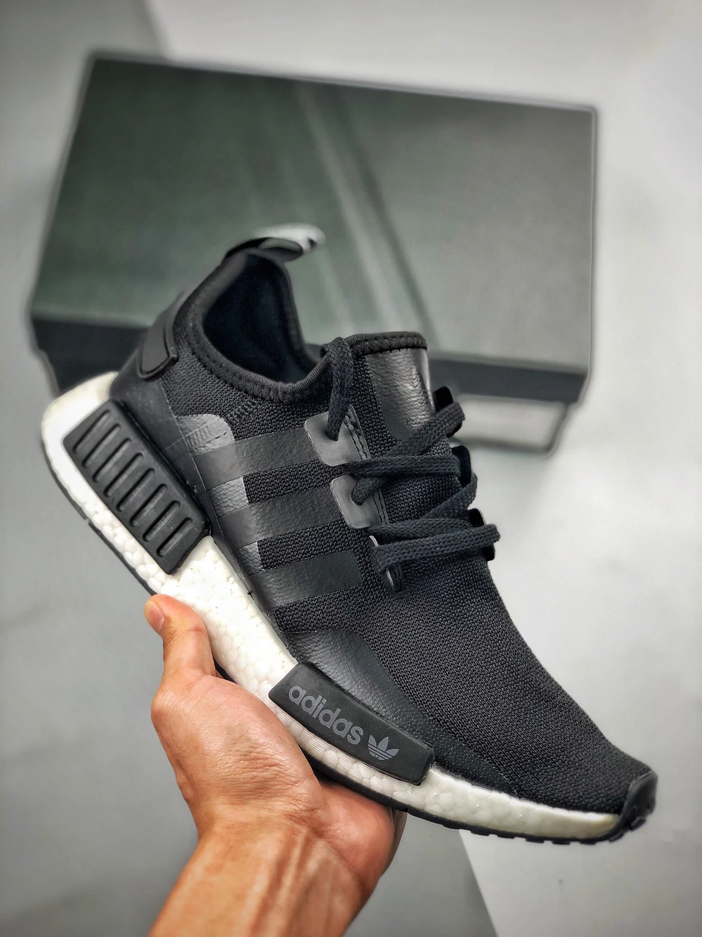 Adidas NMD R1 Black Vapour Pink EE5082 For Sale