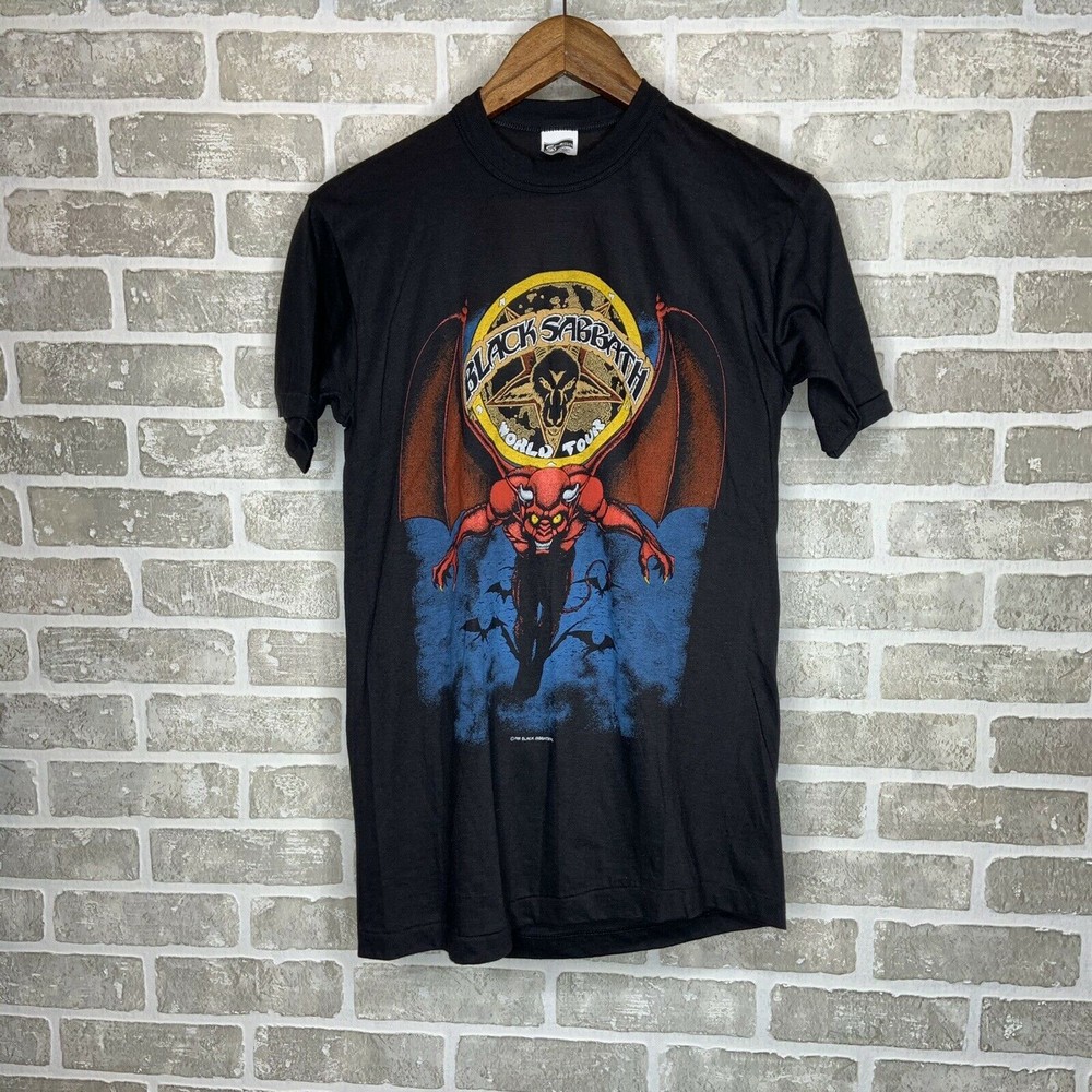 Black Sabbath Type 3733 T Shirt