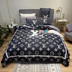 Louis Vuitton Logo Brand Bedding Set Bedspread Luxury Home Decor Bedroom