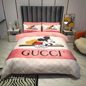 Guccigoldth.Com Logo Brand Bedding Set Home Decor Bedspread Luxury Bedroom