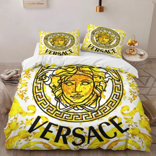 Versace Gold Logo Brand Bedding Set Luxury Home Decor Bedspread Bedroom