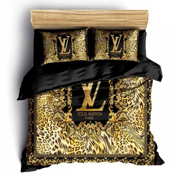 Louis Vuitton Logo Brand Bedding Set Home Decor Bedspread Bedroom Luxury