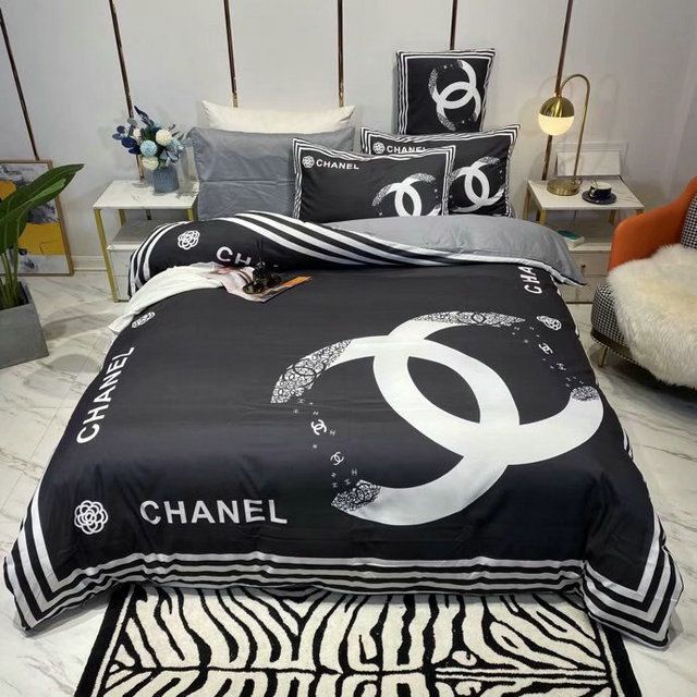 Chanel Bedding Set Home Decor Luxury Bedroom Bedspread
